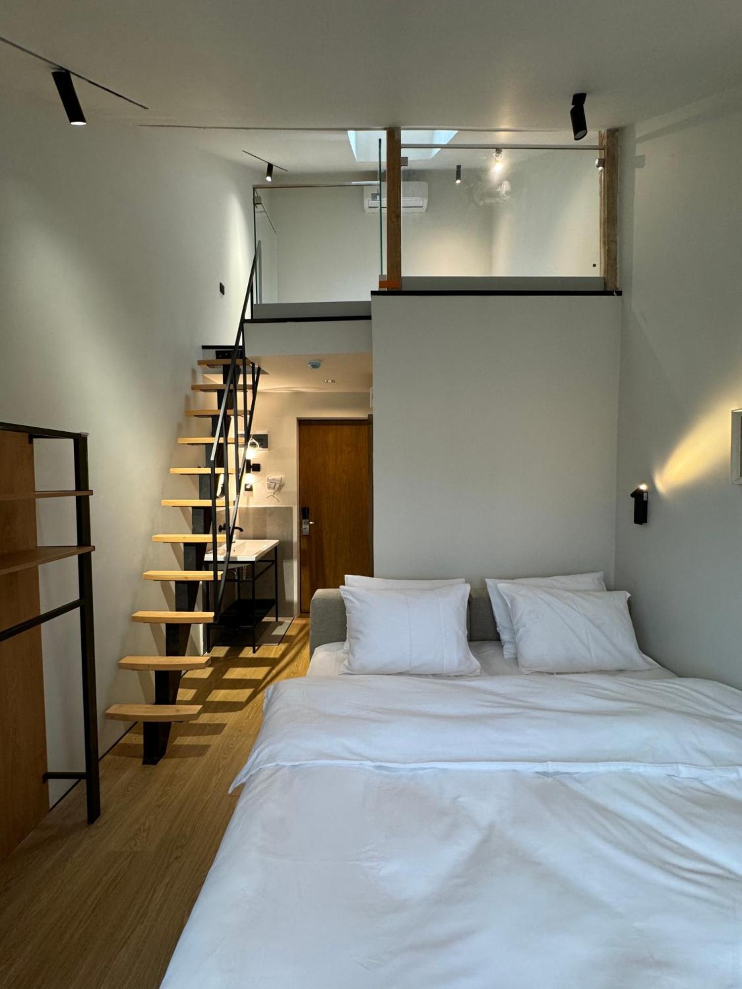 Mosh Mosh Boutique Hotel Almaty Eksteriør bilde