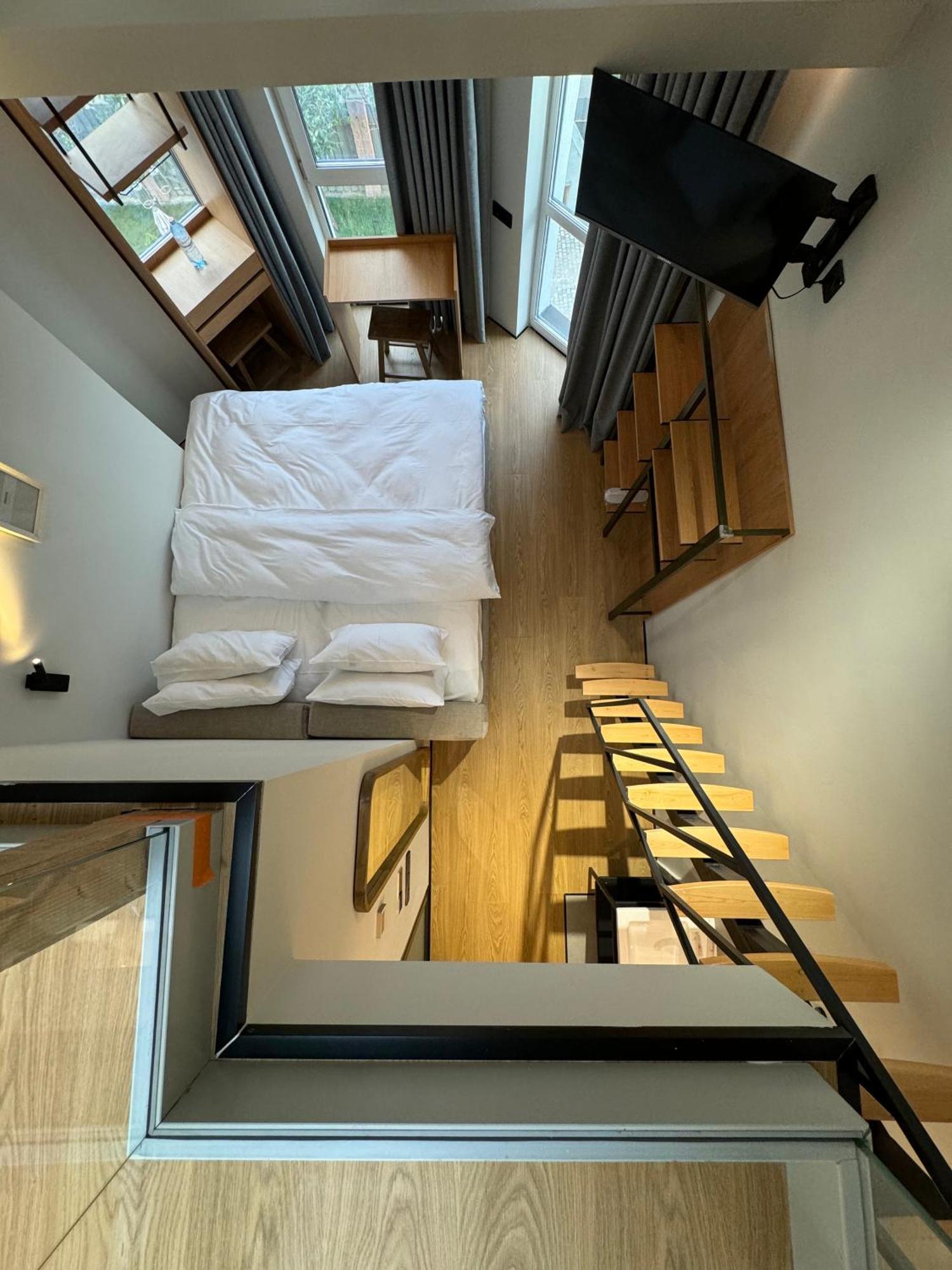 Mosh Mosh Boutique Hotel Almaty Eksteriør bilde
